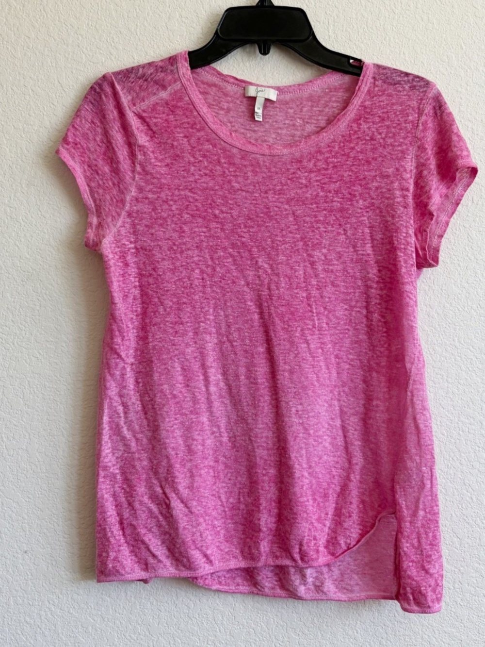 Joie Size Medium 100% Linen Top Pink Short Sleeves